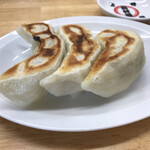 田村屋 - 餃子（3個）