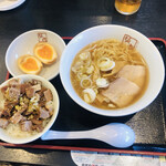 Bannai Mitohigashiten - 半ラーメンセット８０３円
                        ミニラーメンとミニわさび醤油焼豚ごはん