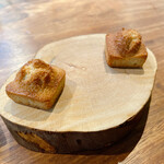 IZA - ガラムマサラのフィナンシェ