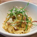 IZA - 12.タリオリーニ　オカヒジキ、ミョウガの下に美味しい濃厚な雲丹が隠れています。