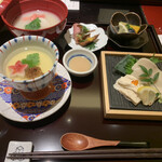 豆腐料理と吟醸せいろ蒸し 八かく庵 名古屋セントラルタワーズ店 - 