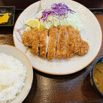 とん吉 - とんかつ定食1100円