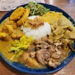 Kyon world curry - カレー三種盛り