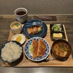 Meshiya Osakeno Takumi - 気まぐれ定食(\1,000)