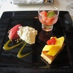 葉山庵Tokyo - 左から時計回りにプレスヨーグルトとフランボワーズシャーベット　エキゾチックソース、西瓜のコンポート（今回限定）、マンゴーのタルト