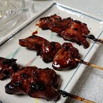 豚太郎 - もつ焼き(たん)