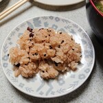 豚太郎 - 藁で炊いたお赤飯