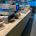 Japan Airlines Sakura Lounge - 