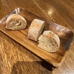 ブォンユミヤッチョ - 自家製パン
