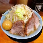 ラーメン 盛太郎 - チャーシュー麺（野菜マシマシ）840円