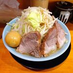 ラーメン 盛太郎 - チャーシュー麺（野菜マシマシ）840円