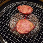 焼肉ドンピシャ - 