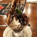 グリルキング - チョコレートパフェ ミニ  500円