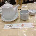 一楽 - かわいい茶器入りウーロン茶¥500