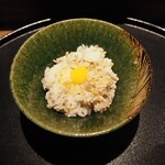 薪鳥新神戸 - 鳥そぼろと筍のご飯 + 卵 + うずらの卵