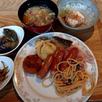 スターライトホテル - バイキングの朝食