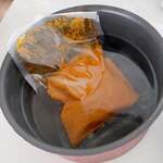 ターリー屋 - バターチキンカレーは湯せんで温めるよ