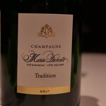 ナクレ - マリー・ドゥメ