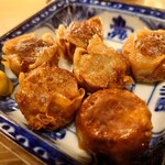 立ち飲みトラ寅 - 揚げシューマイ♪