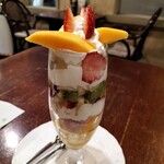 フルーツバスケット - パパイヤパフェ