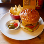 イーストヴィレッジ - 