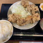 Karaage Semmonten Torikko - から揚げ定食(しょうが醤油) ¥690