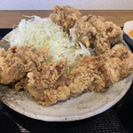 Karaage Semmonten Torikko - 定食は大きな唐揚げが5個