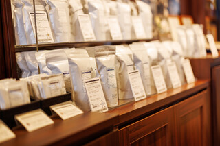 Scrop COFFEE ROASTERS - コーヒー豆も店内で販売！