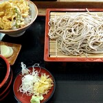 ふじのや - Aセット日替わり（豚天丼、もり蕎麦）＠950円