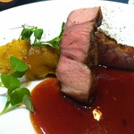 INDIVI - ■三元豚のロースト赤ワインソース