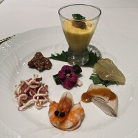 重慶飯店 麻布賓館 - 