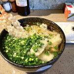 うどん家 山福 - 海老ごぼう天うどんとおにぎり