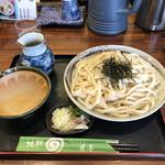 延喜 - 胡麻だれは徳利の中です。