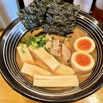 Kamiyashiro Teru - 旭川醤油ラーメン