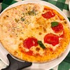 Pastel Italiana - マルゲリータ＆紅ズワイ蟹のカニ好きごちそうクリームピッツァ(1399円＋税）