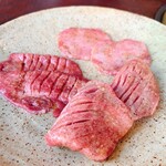 焼肉 スタミナ苑 - ②タン3種盛り2420円
