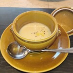 鉄板焼き 七里ガ浜 - タマネギスープ