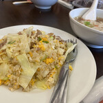 マンゴスチン - カオパッ(炒飯)＋米麺