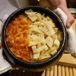 温石 - 桜海老と筍の土鍋ごはん