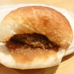 美健ごちそうビュッフェ 花も実も - きなこあんパンにわらび餅も詰めてわらび餅きなこあんパンに♪おいしい～