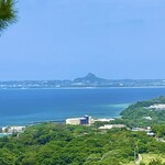 花人逢 - 伊江島タッチューを眺めて