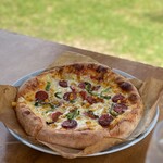 花人逢 - 手作り感あふれるピザ