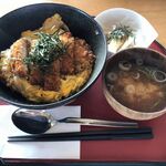 ラメール - 料理写真:日替りランチ・かつ丼