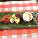 ビストロ デ トロワ - デザート　コレもみんなうんまままっー！