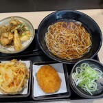 ゆで太郎 - 料理写真:季節のミニ丼セット＋生たまご＋コロッケ＋かきあげ