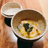 nishinakasu泥川武士 - 水イカのスープ、ボタンエビ素揚げ、キャビア、そうめんもずく