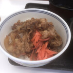 Yoshinoya - 牛焼肉丼完成\(//∇//)\