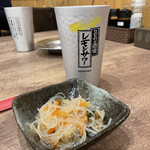 広島鉄板焼 お好み焼 はるちゃん - レモンサワーとお通し