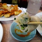 新シン - 手作り感あふれる水餃子