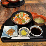 平野鮮魚 - 海鮮丼